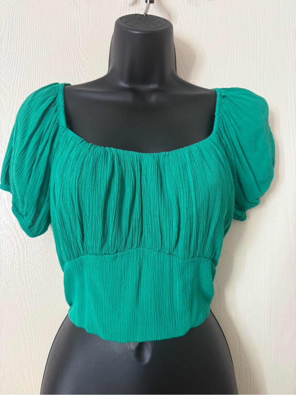 Women's Emerald Green Puff Sleeve Top